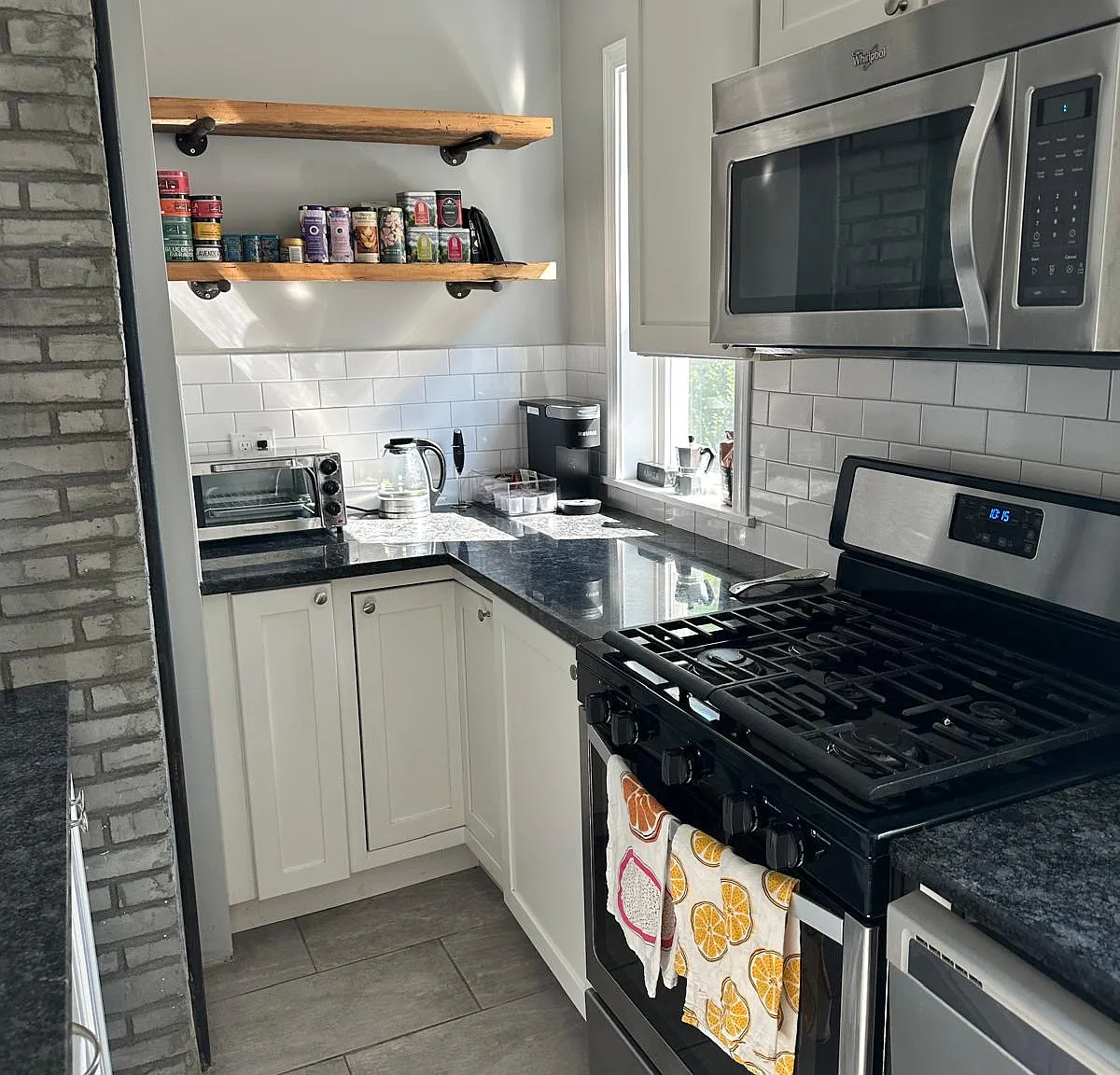 3 bed, $4,350 — Photo 3
