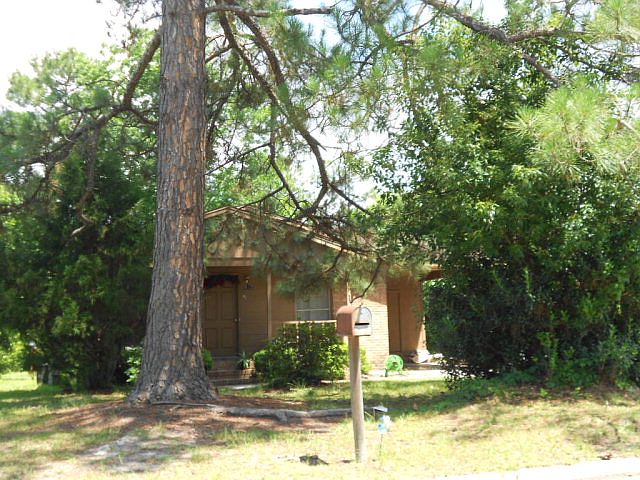 1st image of 915 Ponderosa Dr