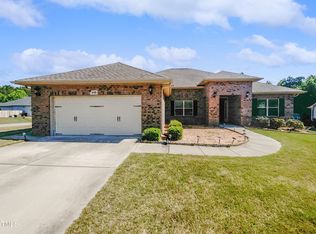 410 Crosscreek Ln, Angier, NC 27501