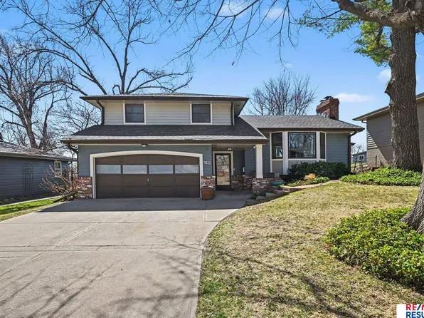 9811 Sprague St, Omaha, NE 68134