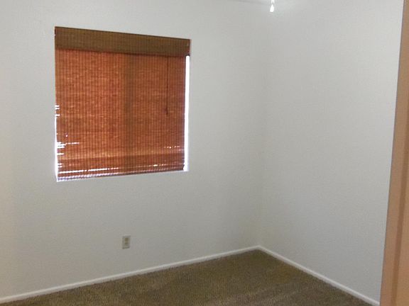 4th image of 3010 E Pueblo Ave