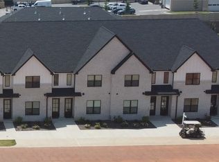 3109-3119 W Bonnie Pl, Rogers, AR 72758