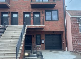 125 Bay 8 St #3, Brooklyn, NY 11228
