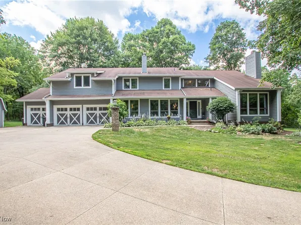 6822 Ryan Rd, Medina, OH 44256