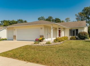 2177 McQuillan Ct SE, Rochester, MN 55904