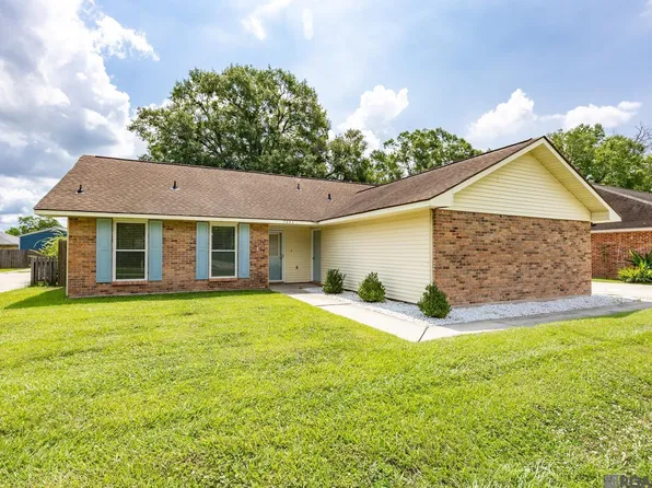7253 Associate Dr, Baton Rouge, LA 70817