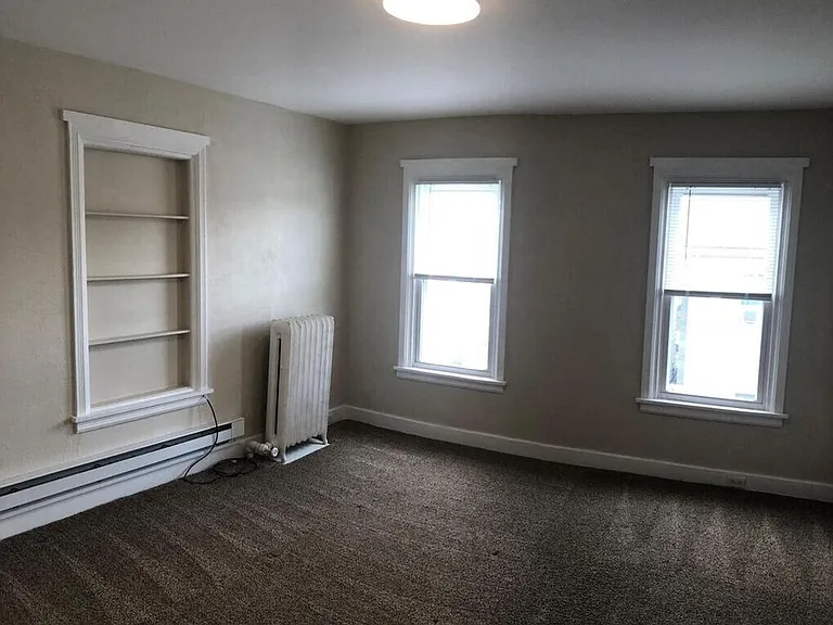 116 E Locust St #2 — Photo 11