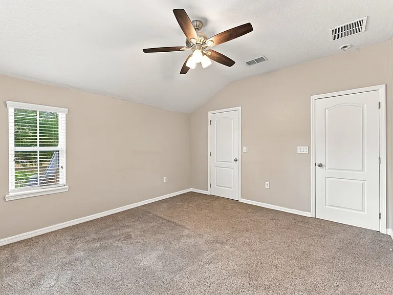 17013 Vilesta Dr — Photo 28