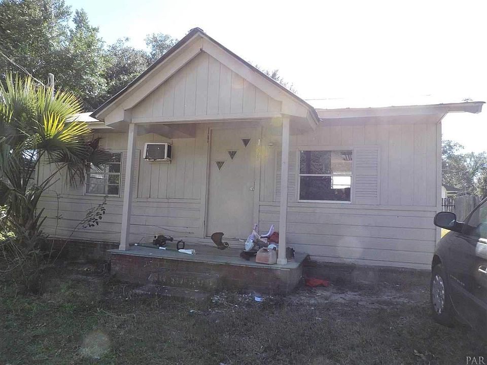1st image of 139 W Detroit Blvd