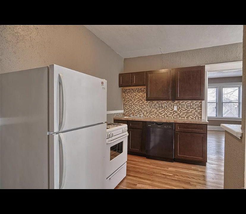 1st image of 5010 Lindenwood Ave