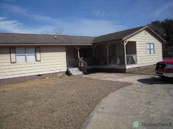 400 3rd St W, Foley, AL 36535