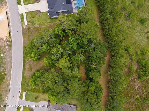 2nd image of 19545 Sheltered Hill Dr