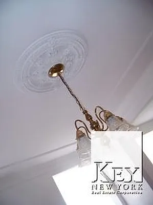 Sold by Key New York | media 7