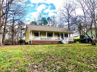 726 Stratford Rd, Lexington, NC 27292