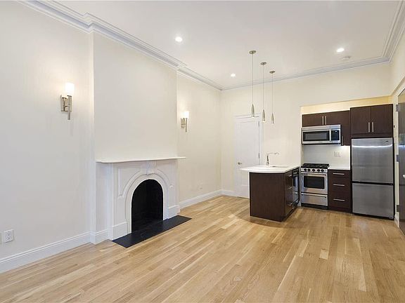 5th image of 342 E 50th St APT 1A