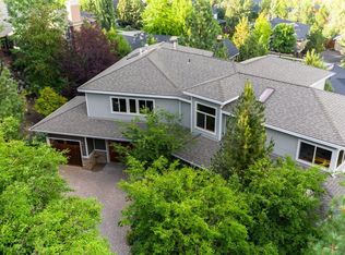 3229 NW Fairway Heights Dr, Bend, OR 97703