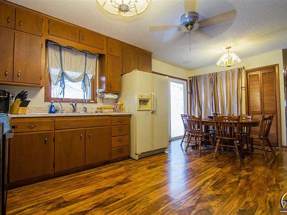 2nd image of 5310 NE Burchwood Dr