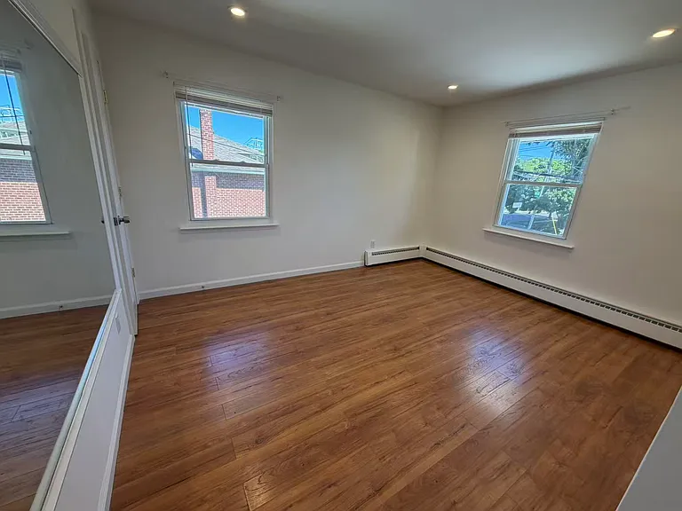106 Robbins Ln — Photo 11