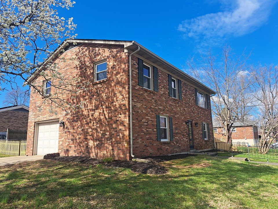 1st image of 272 E Tiverton Way