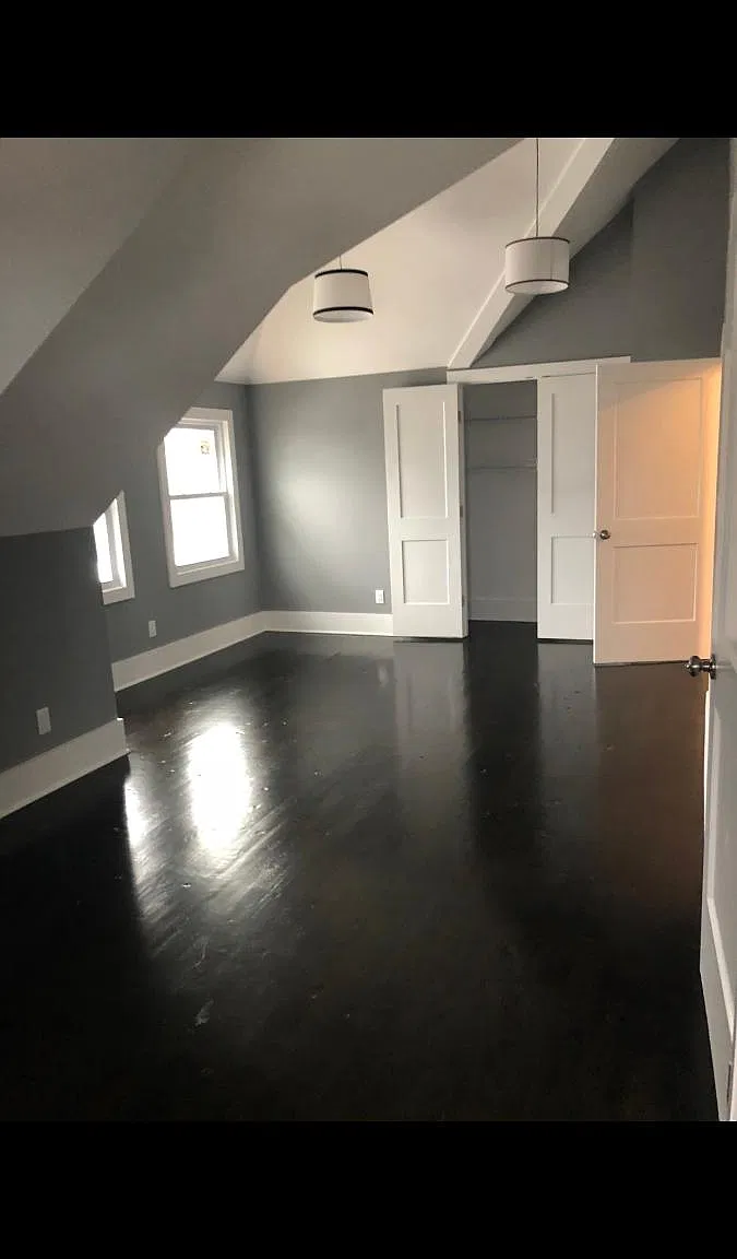343 Ridgefield Avenue — Photo 3