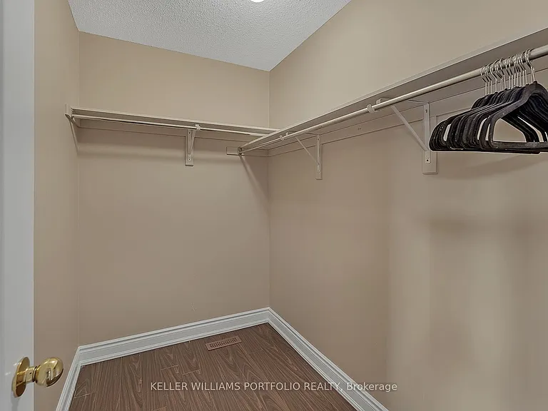 99 Dells Cres — Photo 22