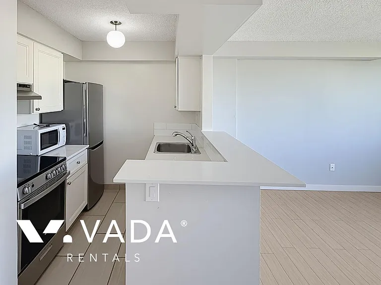 1770 Barclay St — Photo 8