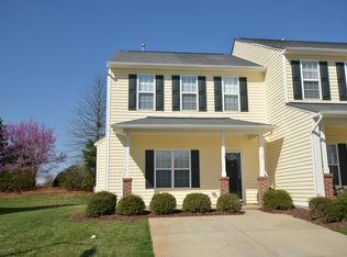 220 Cline Falls Dr, Holly Springs, NC 27540