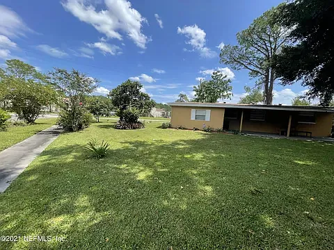2856 Beachwood Blvd — Photo 22