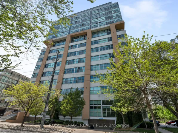 2 Fieldway Rd #1016, Toronto, ON M8Z 0B9