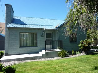 846 Highline Dr, East Wenatchee, WA 98802
