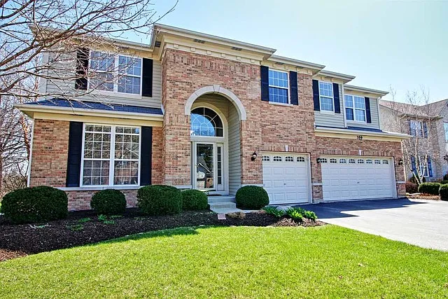 359 Prescott Ln photo 1