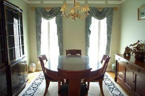 4th image of 1212 Fern Hollow Dr