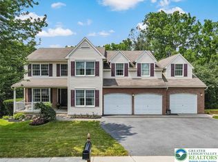 310 Spyglass Hill Rd, Bath, PA 18014