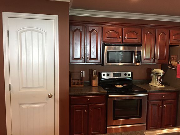 4th image of 946 Dodie Dr