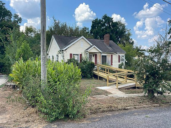 3rd image of 1222 Mims St SW