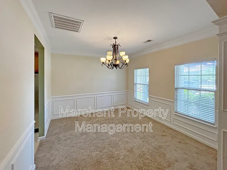 304 Horsepen Way — Photo 5