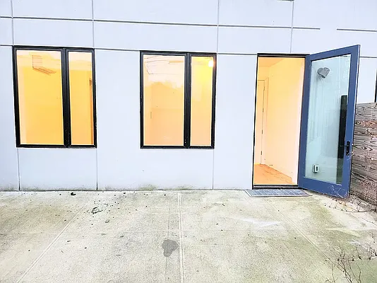 Rented by NYC REALTY GROUP 693 | media 29