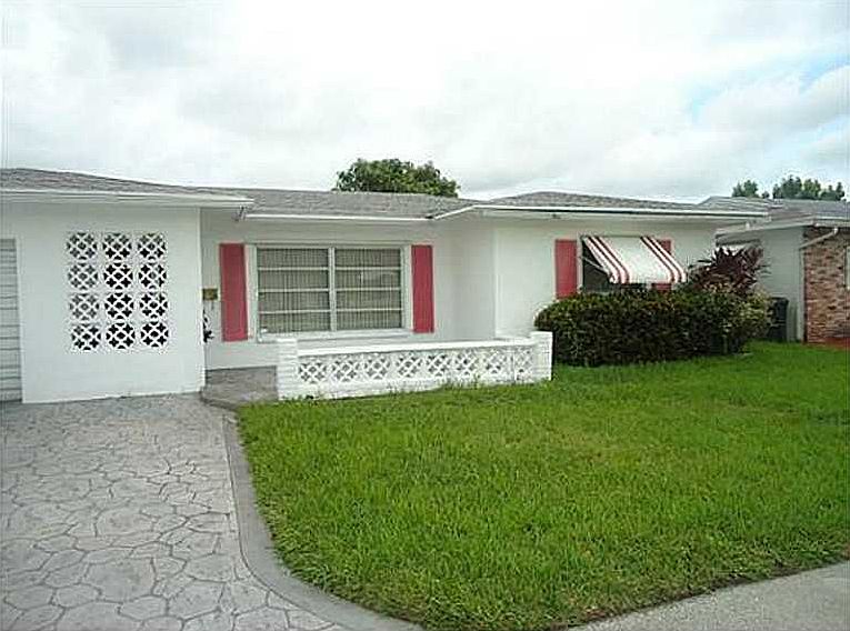 1st image of 4811 NW 49th Pl