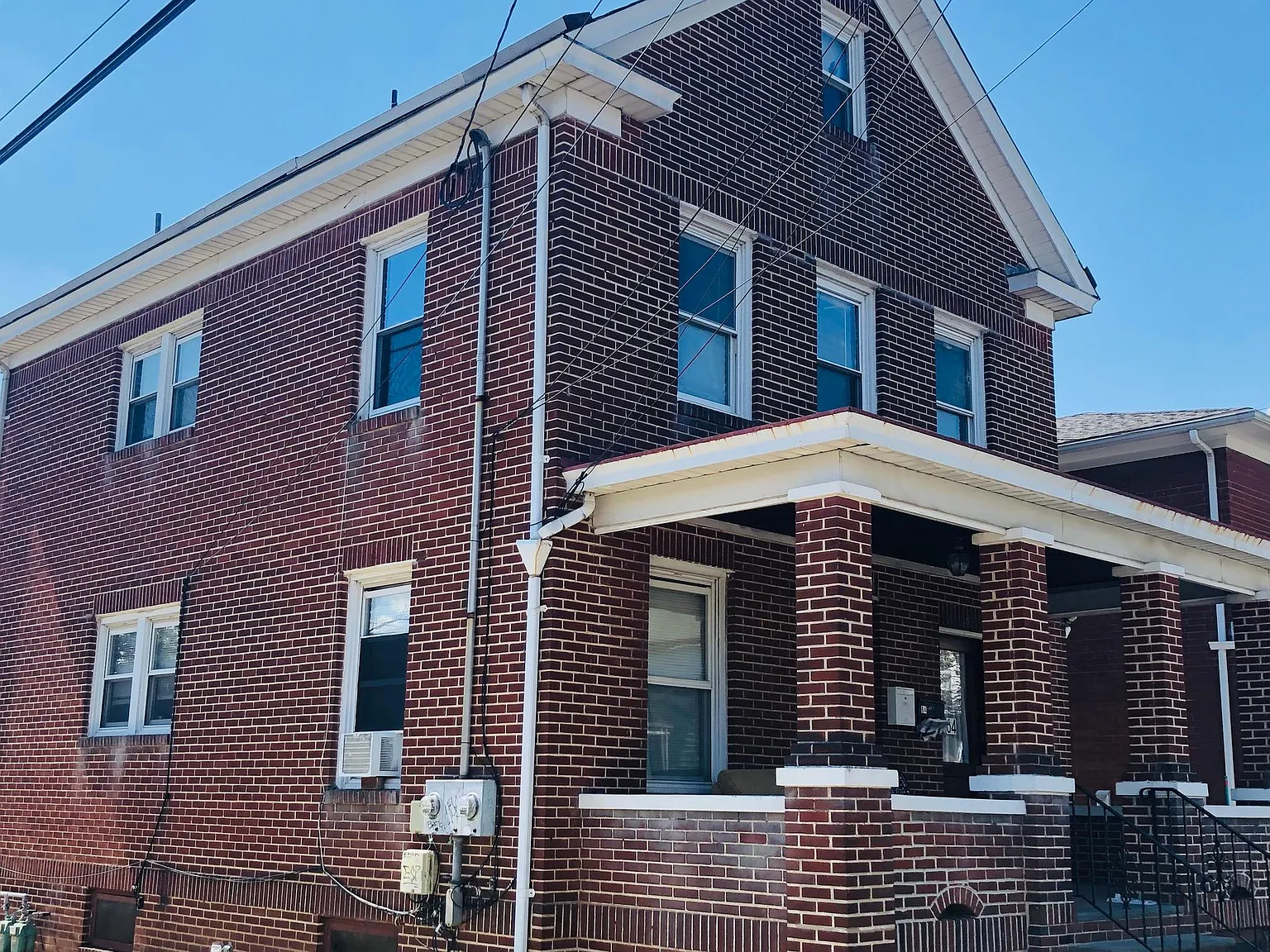 2 bed, $2,300 — Photo 4