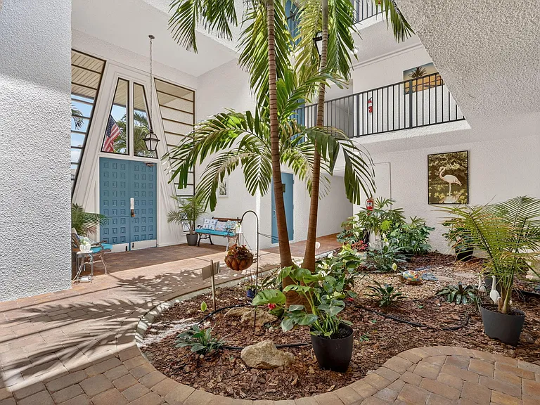 1800 SE Saint Lucie Blvd #11-203 — Photo 8