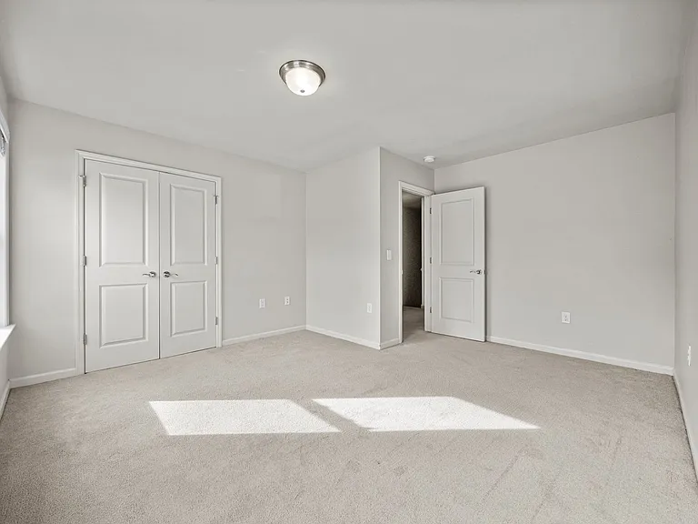 401 Sullivan Loop Rd — Photo 16