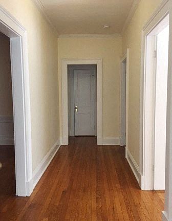 4th image of 111 Kilsyth Rd APT 1