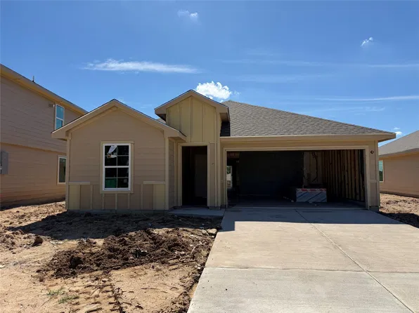 1205 Hickory Grove St, Brenham, TX 77833