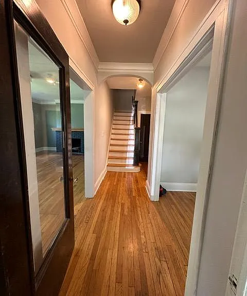 2433 Woodmere Dr — Photo 1