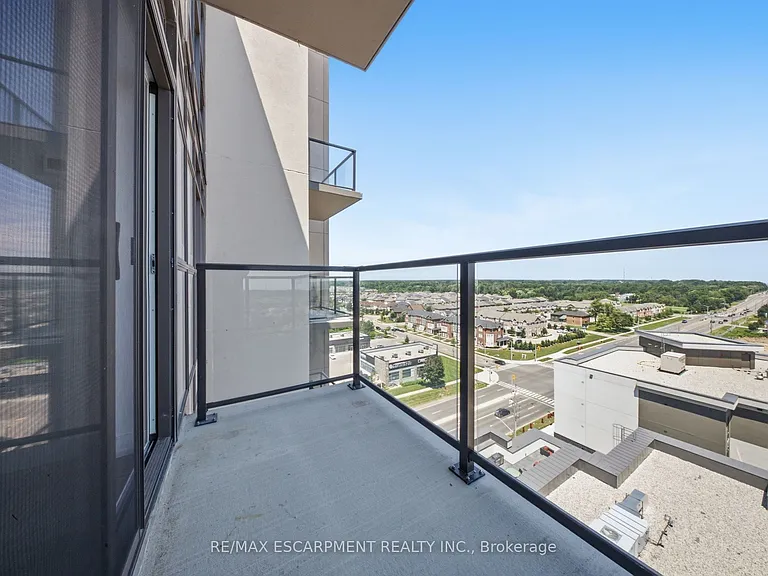 470 Dundas St E #1107 — Photo 20
