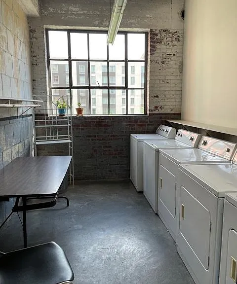 Tuf Nut Lofts — Photo 14