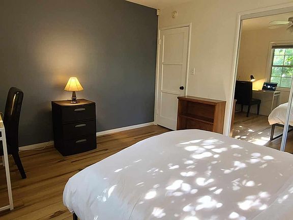 Newly Remodeled, brand new hardwood floors, windows, cordless blackout shades, lamps, High-Quality Mattress, New Desk, Chair, Large closet