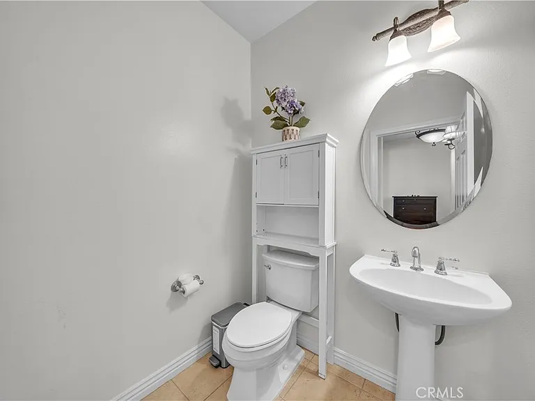 17 Riveroaks — Photo 22
