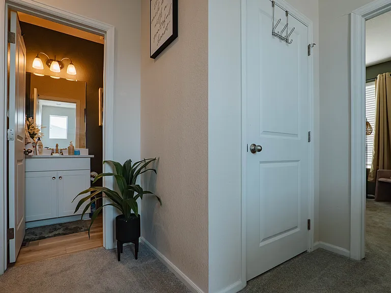 9701 Truckee St — Photo 17