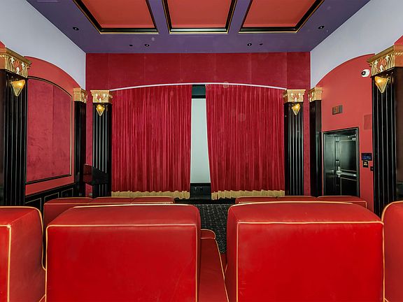 5th image of 1026 S Broadway #449